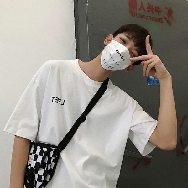 men's shirt summer short loose 5-sleeve korean half sleeve simple t-shirt men's fashion, White;black
men's shirt summer short loose 5-sleeve korean half sleeve simple t-shirt men's fashion, White;black