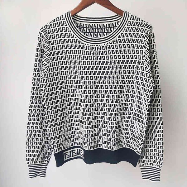 jacquard round neck long sleeve slim and age reducing knitted for women in early autumn, White;black
jacquard round neck long sleeve slim and age reducing knitted for women in early autumn, White;black