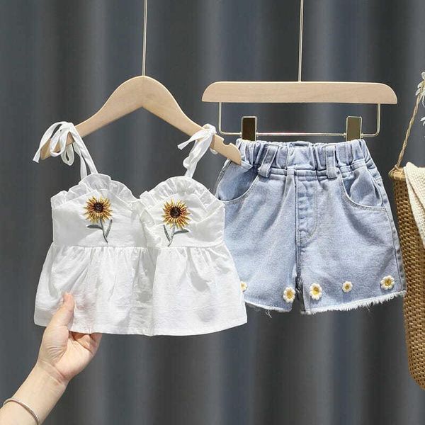 clothing sets 2021 summer girls suspender dress net red denim shorts two piece set casual style 3-8 years old, White
clothing sets 2021 summer girls suspender dress net red denim shorts two piece set casual style 3-8 years old, White