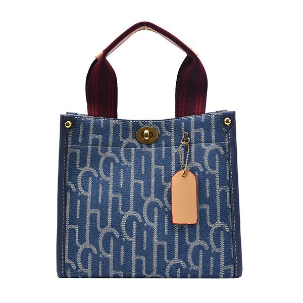 luxury handbags canvas carrying one shoulder women's bag 2021 new trend fashion printed letter simple tote bag cuw1
luxury handbags canvas carrying one shoulder women's bag 2021 new trend fashion printed letter simple tote bag cuw1
