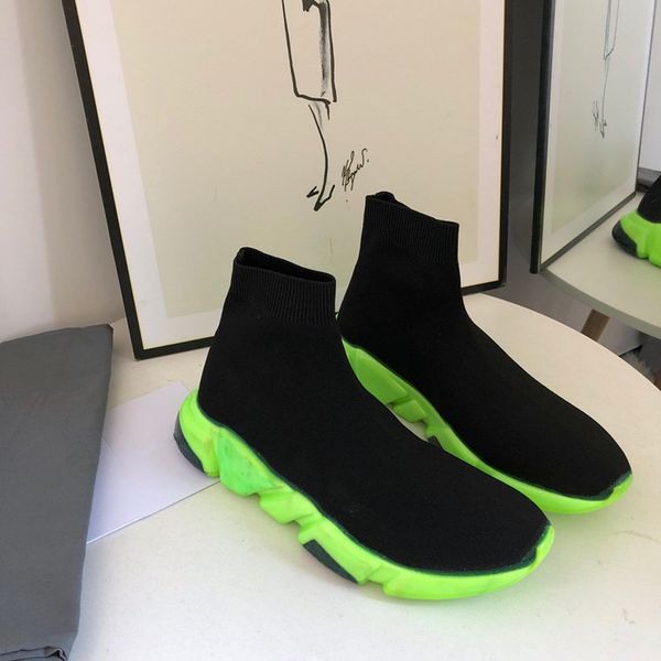luxury designer shoes men women luxury designer sneaker lace up genuine leather sneakers fashion casual designer sneaker, Black
luxury designer shoes men women luxury designer sneaker lace up genuine leather sneakers fashion casual designer sneaker, Black