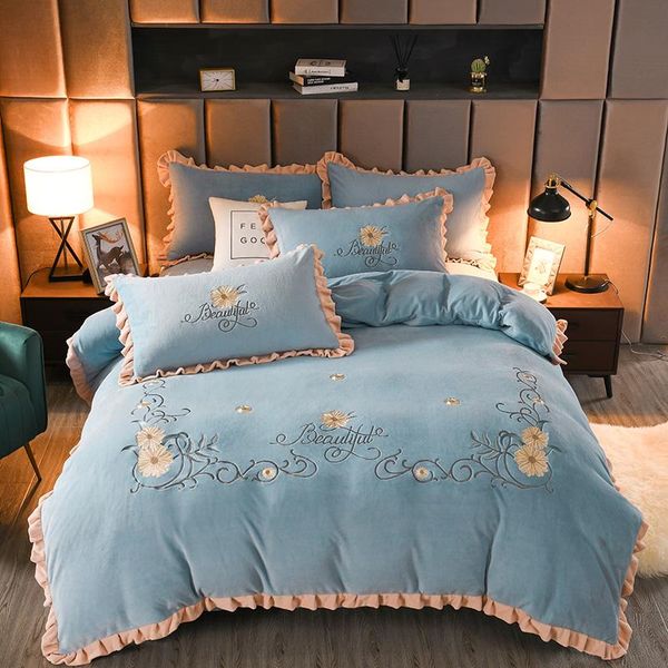 bedding sets winter soft warm crystal velvet flannel fleece floral embroidery set ruffle double duvet cover pillowcases bed sheet
bedding sets winter soft warm crystal velvet flannel fleece floral embroidery set ruffle double duvet cover pillowcases bed sheet
