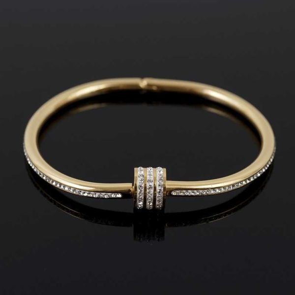 luxury cz crystal gold-plated stainless steel women bracelet cuff bangle for women's wedding wristband jewelry drop shipping q0717, Black
luxury cz crystal gold-plated stainless steel women bracelet cuff bangle for women's wedding wristband jewelry drop shipping q0717, Black