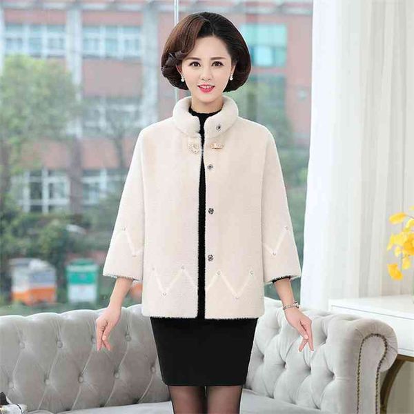 sweat fleece fur coat women autumn and winter warm soft jacket thick plush overcoat short outerwear female 210427, Black
sweat fleece fur coat women autumn and winter warm soft jacket thick plush overcoat short outerwear female 210427, Black