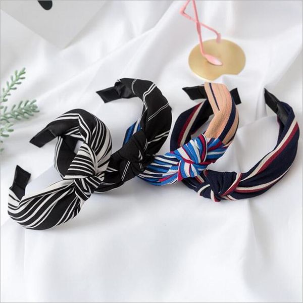 2022 new 75 styles xmas bohemian girl baby bow hair sticks flamingo wave point turban twist head wrap twisted, Slivery;white
2022 new 75 styles xmas bohemian girl baby bow hair sticks flamingo wave point turban twist head wrap twisted, Slivery;white