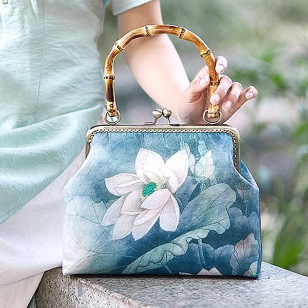 evening bags mother's day ladies retro handbags handmade gold cheongsam diagonal dinner crossbody for women purses
evening bags mother's day ladies retro handbags handmade gold cheongsam diagonal dinner crossbody for women purses