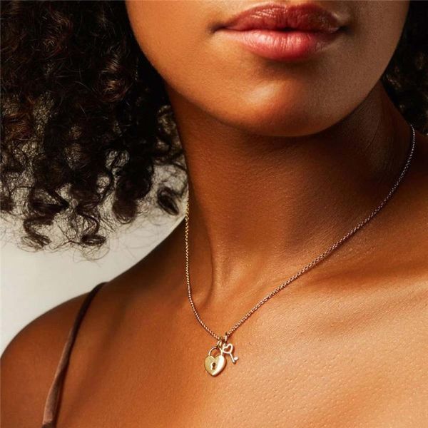 chokers stylish gold lock key pendant choker necklace punk hip hop metal chain wholesale jewelry girl party gift, Golden;silver
chokers stylish gold lock key pendant choker necklace punk hip hop metal chain wholesale jewelry girl party gift, Golden;silver