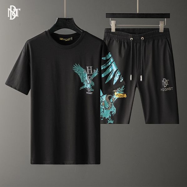 fashion brand new short sve shorts light luxury heavy craft personalized diamond eagle men's casual t-shirt set, Gray
fashion brand new short sve shorts light luxury heavy craft personalized diamond eagle men's casual t-shirt set, Gray