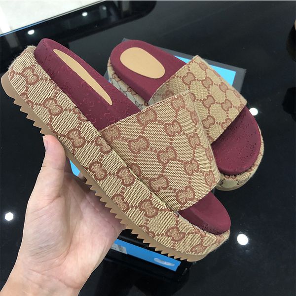 slippers spring and summer 2021 new one line slippers for women's fashionable muffin embroidery zly, Black
slippers spring and summer 2021 new one line slippers for women's fashionable muffin embroidery zly, Black