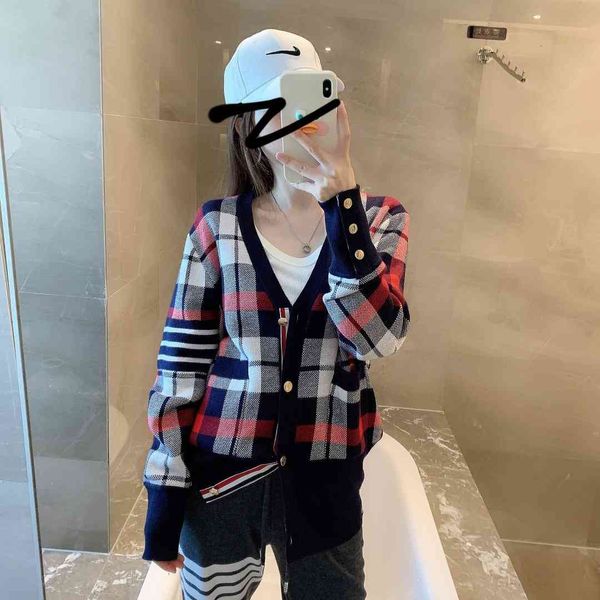 tb color 5286 korean contrast ribbon splicing large plaid knitted cardigan sweater coat women, White;black
tb color 5286 korean contrast ribbon splicing large plaid knitted cardigan sweater coat women, White;black