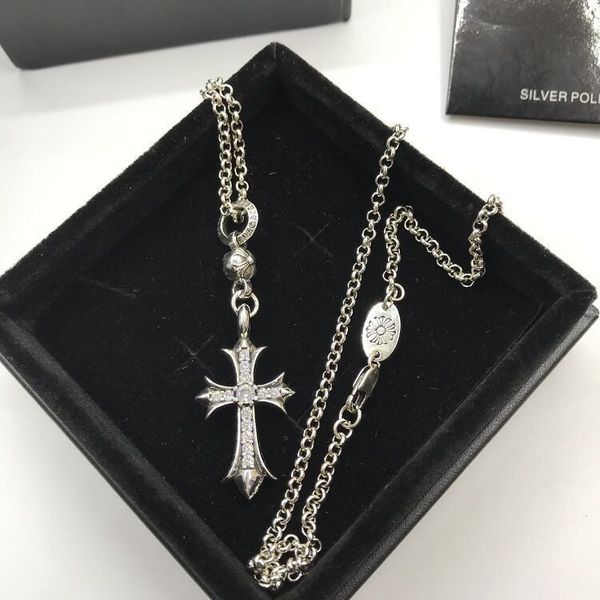 designer jewelry croquet 2021 new fashion personality lovers cross with necklace for men and women, Silver
designer jewelry croquet 2021 new fashion personality lovers cross with necklace for men and women, Silver