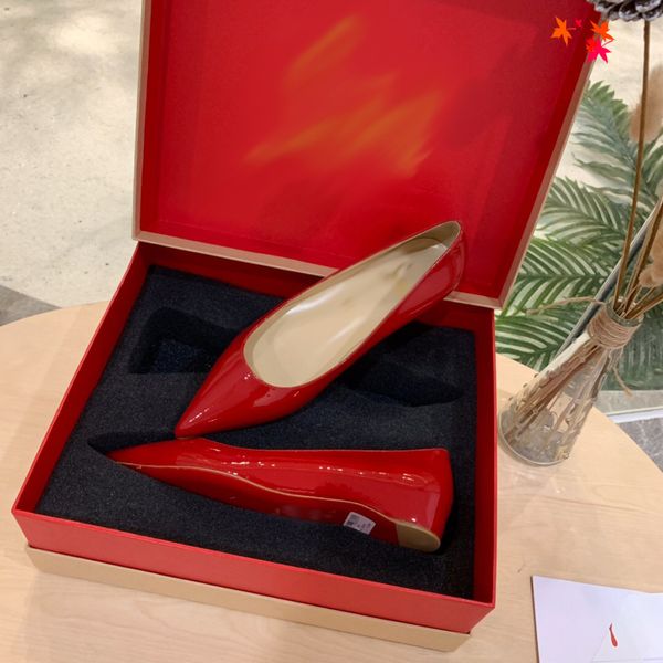 2021 good quality fashion women luxurys designers shoes designer sandals womens luxury high heels sandal dress shoess with box size 35-41 -g, Black
2021 good quality fashion women luxurys designers shoes designer sandals womens luxury high heels sandal dress shoess with box size 35-41 -g, Black