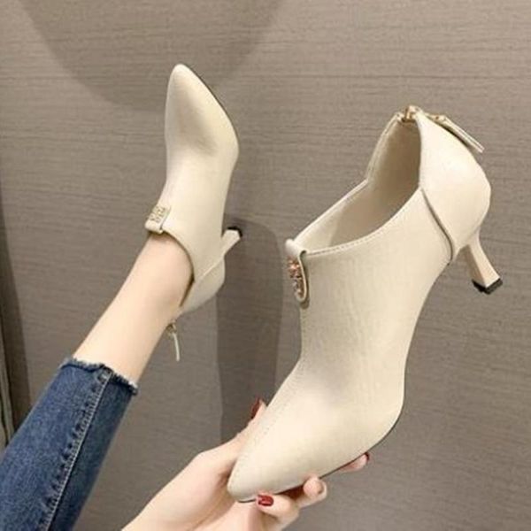 dress shoes 2021 comfortable spring women's fashion high heels with black pointed toes chunky platform pumps female single
dress shoes 2021 comfortable spring women's fashion high heels with black pointed toes chunky platform pumps female single
