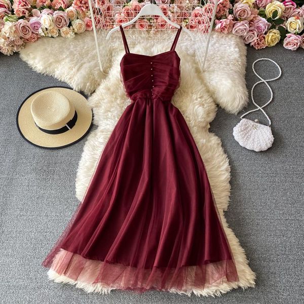 casual dresses french style sleeveless women 2021 summer high waist spaghetti strap female dress solid strapless big swing, Black;gray
casual dresses french style sleeveless women 2021 summer high waist spaghetti strap female dress solid strapless big swing, Black;gray