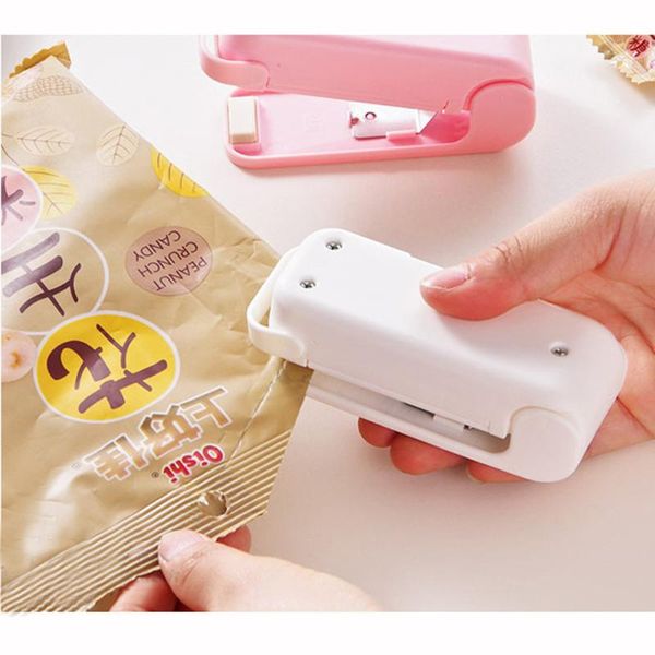 bag clips 1pc portable mini household welding machine ceramic impulse packing capper plastic without battery
bag clips 1pc portable mini household welding machine ceramic impulse packing capper plastic without battery