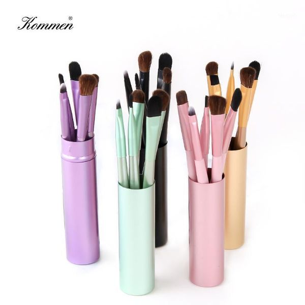 five-piece multifunctional makeup brushes,concealer,eye shadow,eyeliner,sculpting,eyebrow brushes,skin-friendly brush set1
five-piece multifunctional makeup brushes,concealer,eye shadow,eyeliner,sculpting,eyebrow brushes,skin-friendly brush set1