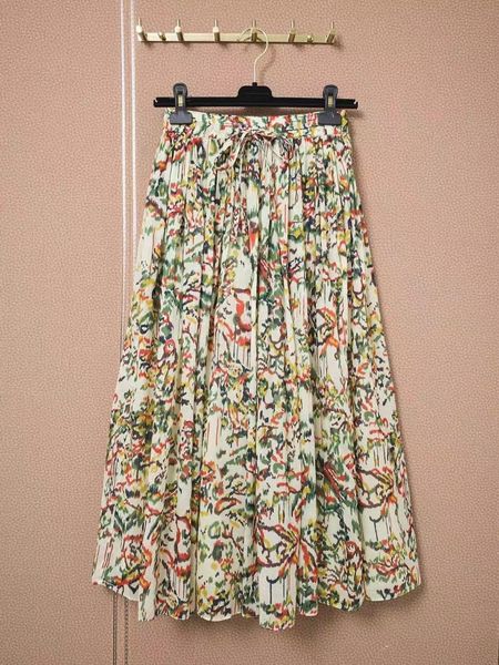 skirts runway vintage floral print midi women summer elegant high waist a-line skirt femme 2021, Black
skirts runway vintage floral print midi women summer elegant high waist a-line skirt femme 2021, Black
