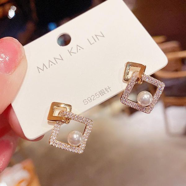 dangle & chandelier unique design contrast color geometric earrings for women shiny rhinestone pearl jewelry pendientes, Silver
dangle & chandelier unique design contrast color geometric earrings for women shiny rhinestone pearl jewelry pendientes, Silver