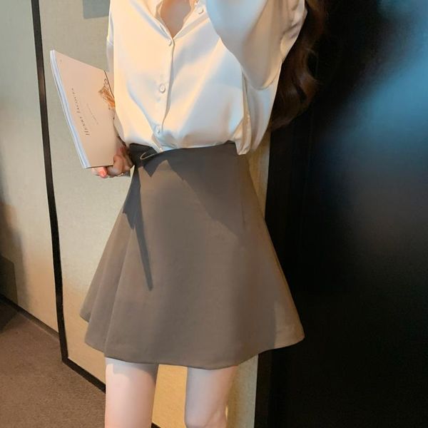 skirts a-line skirt 2021 spring high waist design small crowd drooping black children's summer pleated buttock
skirts a-line skirt 2021 spring high waist design small crowd drooping black children's summer pleated buttock