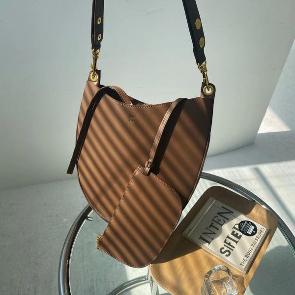 evening bags 2021 women fashion travel work large capacity one-shoulder bag leather big bucket for
evening bags 2021 women fashion travel work large capacity one-shoulder bag leather big bucket for