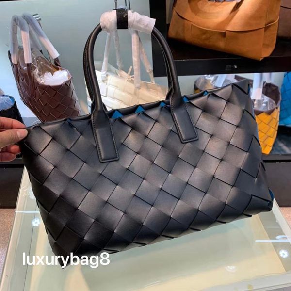 handbag branded crossbody mini luxurys bags designer tote bag shoulder_bag luxury woven leather quality fashion tide large capacity to go o
handbag branded crossbody mini luxurys bags designer tote bag shoulder_bag luxury woven leather quality fashion tide large capacity to go o
