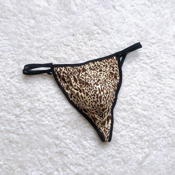 underpants men leopard thongs panties sissy pouch g-string bikini underwear briefs low waist temptation embroidery lingerie, Black;white
underpants men leopard thongs panties sissy pouch g-string bikini underwear briefs low waist temptation embroidery lingerie, Black;white