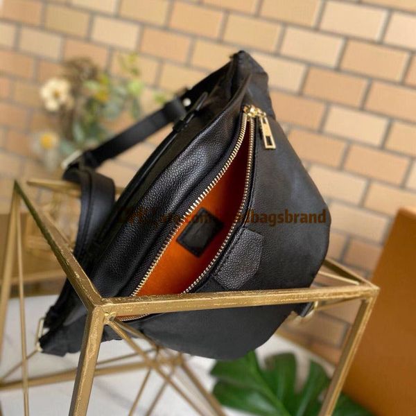 empreinte leather waist bags 3 colors black white blue flower imprinted soft leathet microfiber lining double zipper sealing classic women s
empreinte leather waist bags 3 colors black white blue flower imprinted soft leathet microfiber lining double zipper sealing classic women s