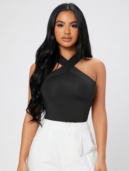 petite solid halter crop 846p#, White