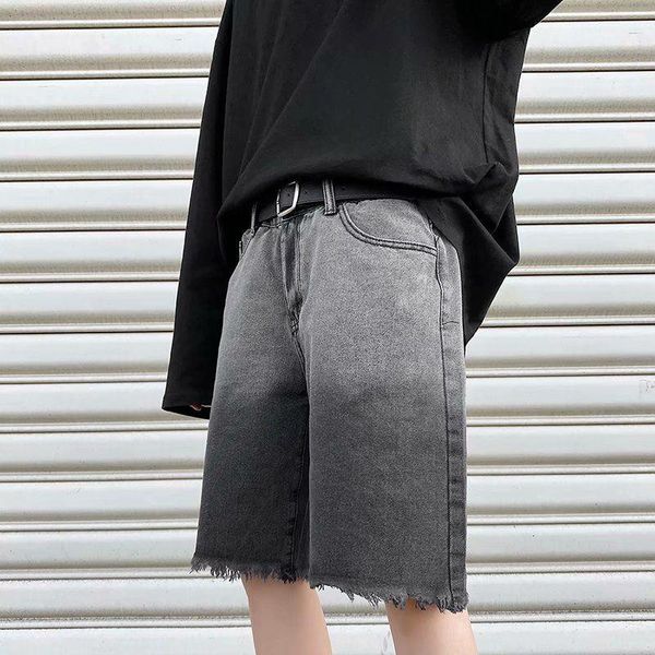 summer gradient denim shorts men's fashion retro men streetwear korean loose hip-hop straight mens, White;black
summer gradient denim shorts men's fashion retro men streetwear korean loose hip-hop straight mens, White;black
