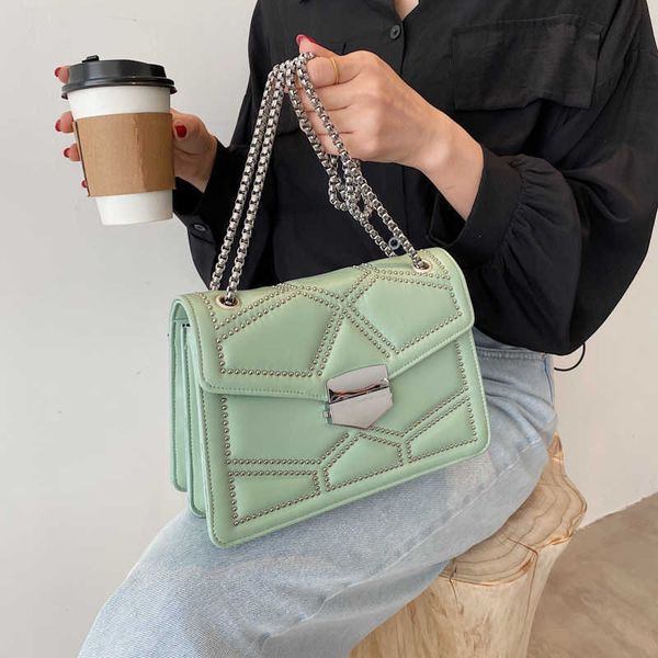rivet shoulder metal chain crossbody 2021 bags brand leather luxury handbags for women classic squar flap satchel c0601
rivet shoulder metal chain crossbody 2021 bags brand leather luxury handbags for women classic squar flap satchel c0601