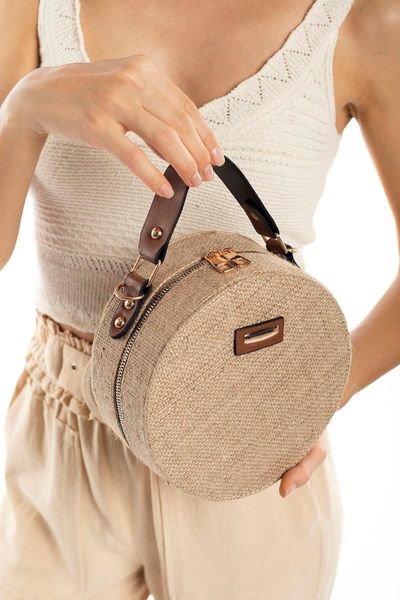 evening bags straw women 's round shoulder bag get on and cross use crossbody luxury quality 2021 trend style fashion designer
evening bags straw women 's round shoulder bag get on and cross use crossbody luxury quality 2021 trend style fashion designer