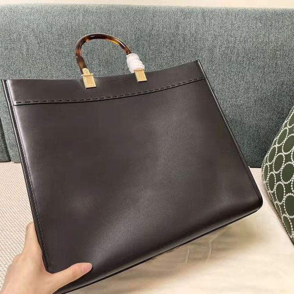 designer large shopping tote shoulder bags luxury handbag the tote bag woman baguette handbags fashion plain phone purse gold letters totes
designer large shopping tote shoulder bags luxury handbag the tote bag woman baguette handbags fashion plain phone purse gold letters totes