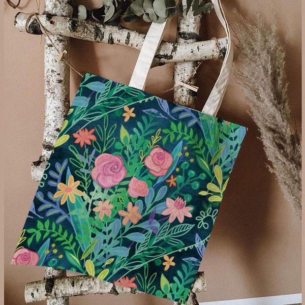 lady shopping travel bag plant rose flower butterfly cosmetic organizer packaging bags reuse bolsa storage
lady shopping travel bag plant rose flower butterfly cosmetic organizer packaging bags reuse bolsa storage