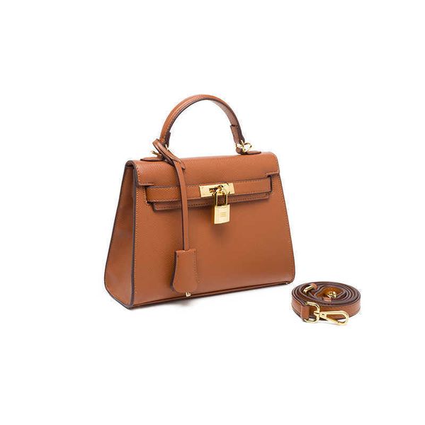 luxury handbag popular 2022 new fashion brand versatile high sense second generation mini single shoulder messenger portable small female
luxury handbag popular 2022 new fashion brand versatile high sense second generation mini single shoulder messenger portable small female