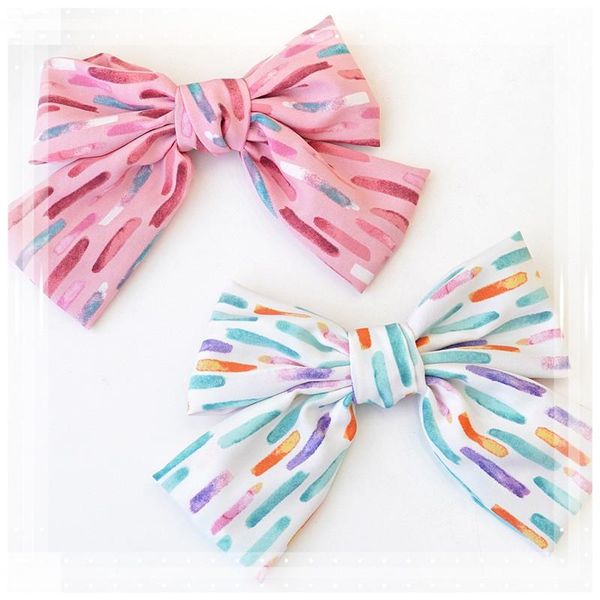 hair accessories 10pcs stylish large print cloth bow with clip for women ladies barrette girls sweet, Slivery;white
hair accessories 10pcs stylish large print cloth bow with clip for women ladies barrette girls sweet, Slivery;white