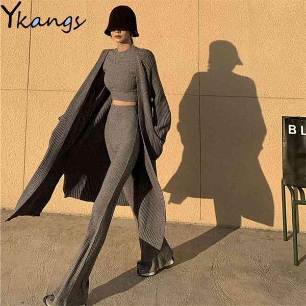 winter fashion knitted three-piece set short sweater + long coat high waist flares pants autumn plus size black gray suit 210421, White
winter fashion knitted three-piece set short sweater + long coat high waist flares pants autumn plus size black gray suit 210421, White