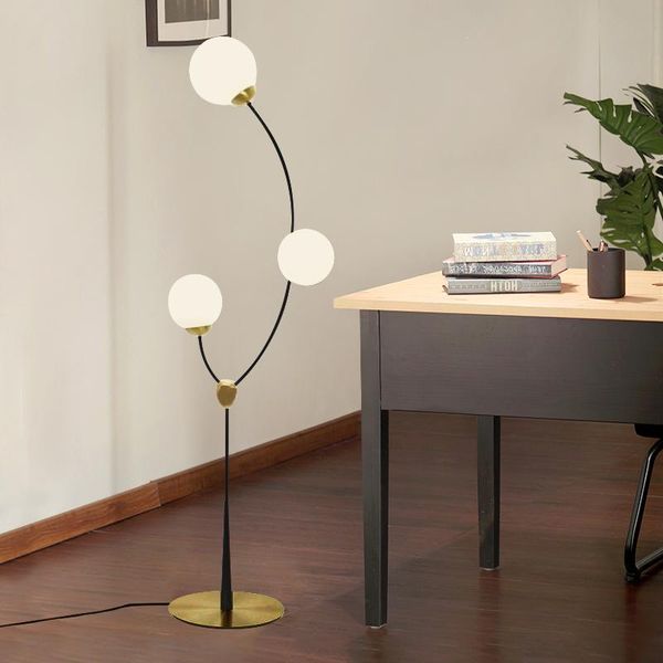 light luxury lighting sofa side vertical creative floor lamp minimalist living room bedroom study nordic personality lamps
light luxury lighting sofa side vertical creative floor lamp minimalist living room bedroom study nordic personality lamps