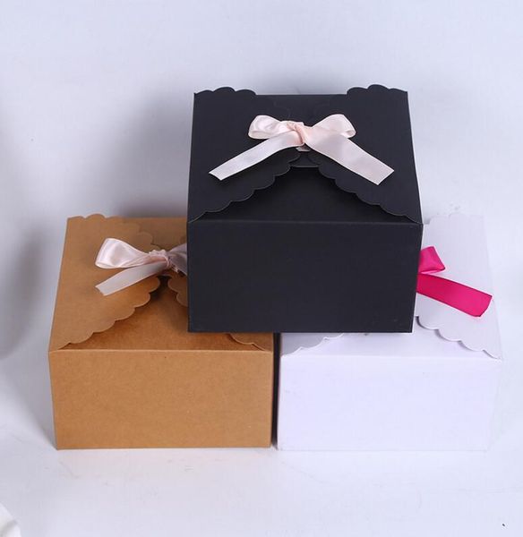 gift wrap 20pcs/lot 14.5*14.5*9cm square kraft paper box white wedding favor boxes black party candy packaging with ribbon
gift wrap 20pcs/lot 14.5*14.5*9cm square kraft paper box white wedding favor boxes black party candy packaging with ribbon