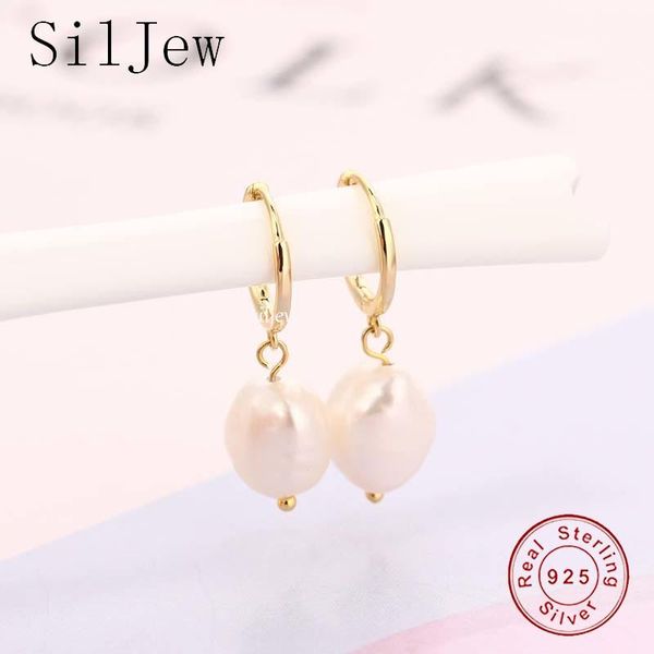 hoop & huggie siljew genuine 925 sterling silver natural freshwater baroque pearl unusual earrings for women chic charming goth jewelry 2021, Golden;silver
hoop & huggie siljew genuine 925 sterling silver natural freshwater baroque pearl unusual earrings for women chic charming goth jewelry 2021, Golden;silver