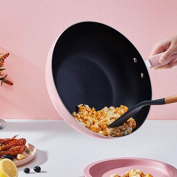 smart living non-stick wok household pan with gas induction cooker universal use cooking pans
smart living non-stick wok household pan with gas induction cooker universal use cooking pans