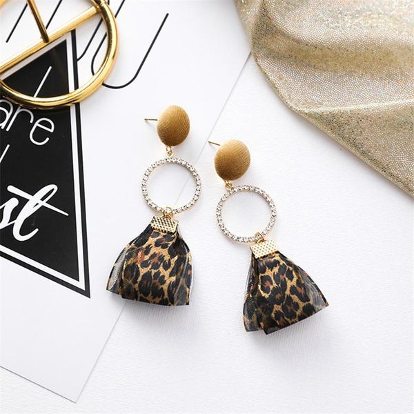 dangle & chandelier 2021 korea vintage rhinestone lace leopard round shaped long drop earrings for women fashion jewelry statement pendiente, Silver
dangle & chandelier 2021 korea vintage rhinestone lace leopard round shaped long drop earrings for women fashion jewelry statement pendiente, Silver