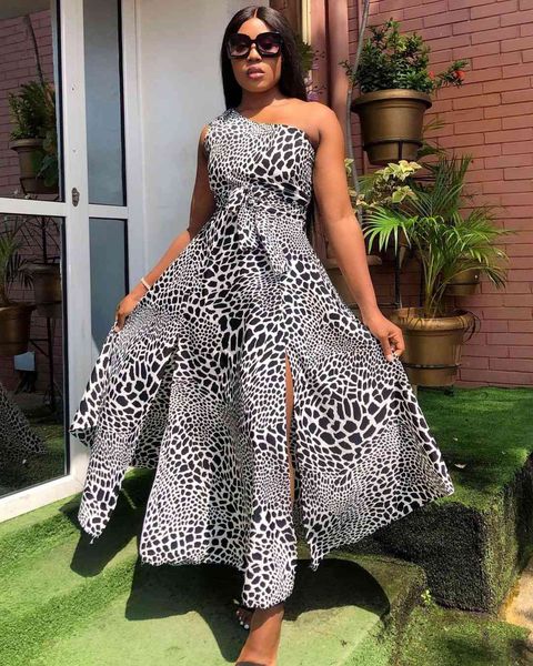 factoryy6zq print 2021ins net slant red new shoulder pop solid split dress, White;black
factoryy6zq print 2021ins net slant red new shoulder pop solid split dress, White;black