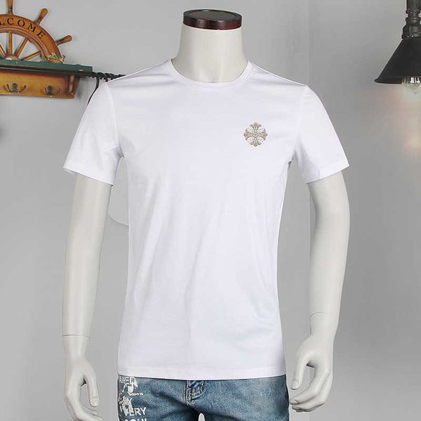 fashion t shirt 2021 summer drill half sleeve men's short mercerized cotton loose middle aged, White;black
fashion t shirt 2021 summer drill half sleeve men's short mercerized cotton loose middle aged, White;black