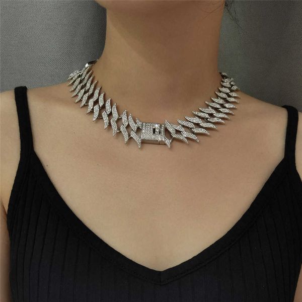 kunjoe cuban men's and women's chain, hip hop, miami gold, ice diamond necklace, shiny jewelry, 40 cm, 45 cm, 50 cm long q0809, Silver
kunjoe cuban men's and women's chain, hip hop, miami gold, ice diamond necklace, shiny jewelry, 40 cm, 45 cm, 50 cm long q0809, Silver