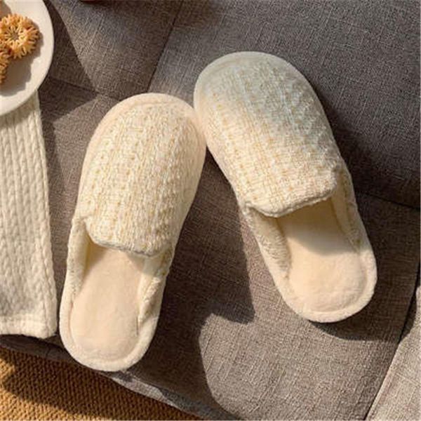 slippers korean simple autumn winter home cotton shoes fashion plaid warm women's indoor comfortable soft flat, Black
slippers korean simple autumn winter home cotton shoes fashion plaid warm women's indoor comfortable soft flat, Black