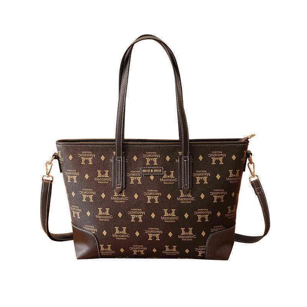 single shoulder bag women's simple atmospheric printed tote bag 2021 fashion versatile large capacity handbag
single shoulder bag women's simple atmospheric printed tote bag 2021 fashion versatile large capacity handbag
