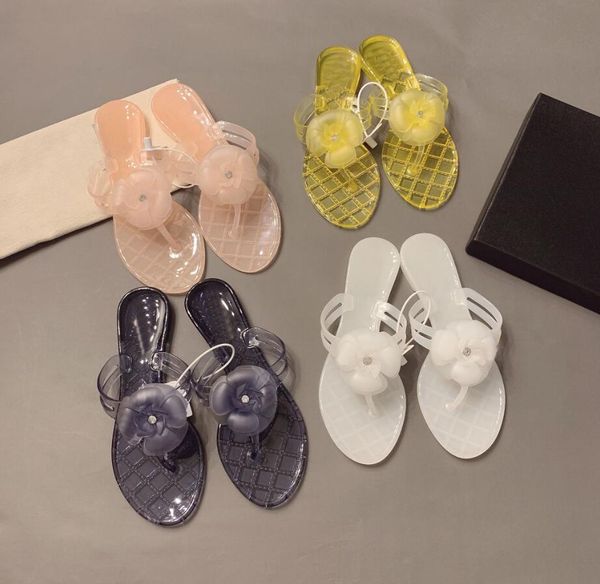 2021 luxury designer women flower flip flops slippers summer beach mujer fashion sandals casual shoes with box size 35-40, Black
2021 luxury designer women flower flip flops slippers summer beach mujer fashion sandals casual shoes with box size 35-40, Black