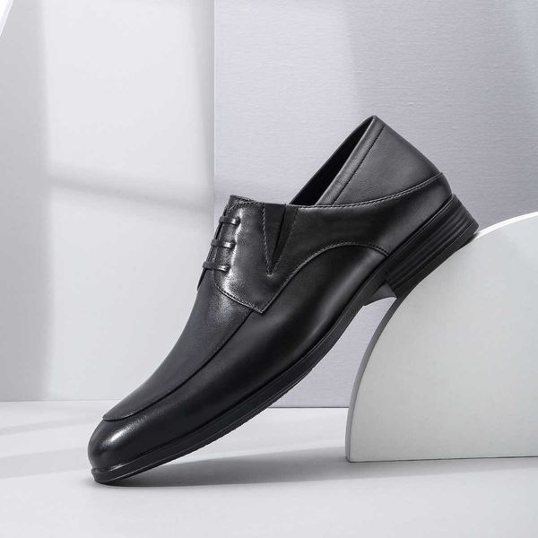 spring and summer breathable men's shoes korean british black trendy casual business ess leather one
spring and summer breathable men's shoes korean british black trendy casual business ess leather one