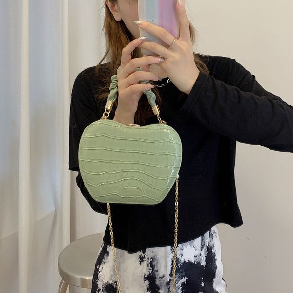 this year's popular small female 2021 new fashion apple stone pattern portable one shoulder chain messenger armpit bag
this year's popular small female 2021 new fashion apple stone pattern portable one shoulder chain messenger armpit bag