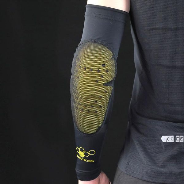 motorcycle armor moto cross ce certification summer breathable elbow pads outdoor sport cycling anti-collision motocross sleeves s m l
motorcycle armor moto cross ce certification summer breathable elbow pads outdoor sport cycling anti-collision motocross sleeves s m l